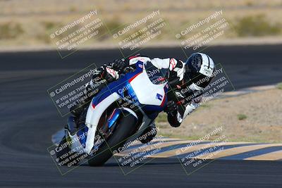 media/Jun-06-2021-TrackXperience (Sun) [[3a8160f73f]]/Level 2/Turn 11 (820am)/